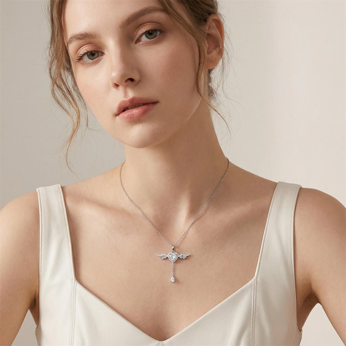 Moissanite 3.2ct Angel Wing Heart Pendant Necklace