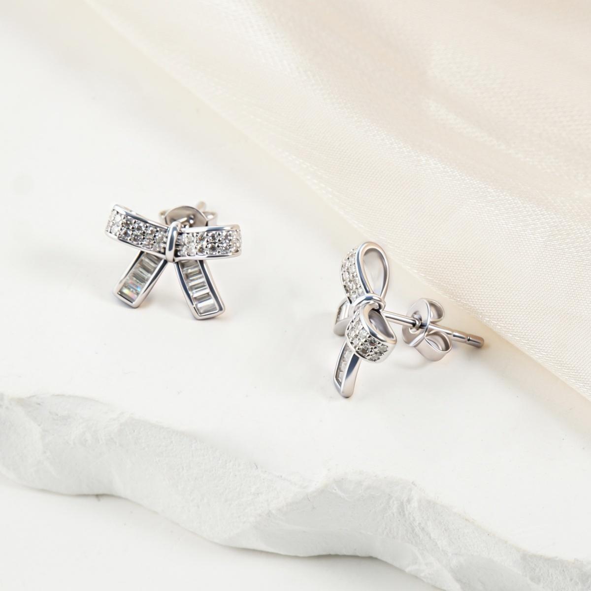 Moissanite Twinkle Bow Stud Earrings
