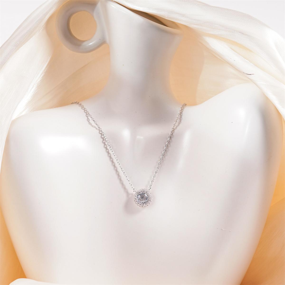 Moissanite 0.8ct Luminous Halo Solitaire Pendant Necklace