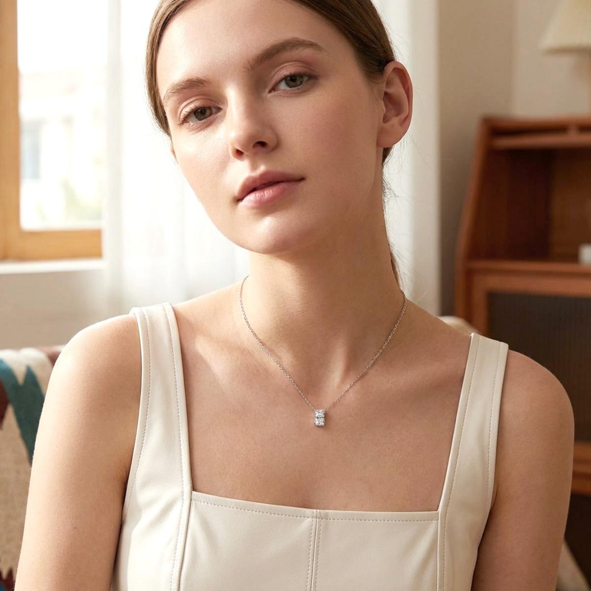 Moissanite 3.2ct Love Cube Pendant Necklace