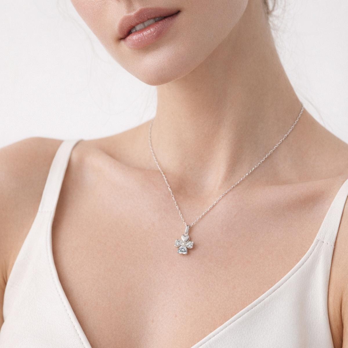 Moissanite Lucky Heart Petal Pendant Necklace