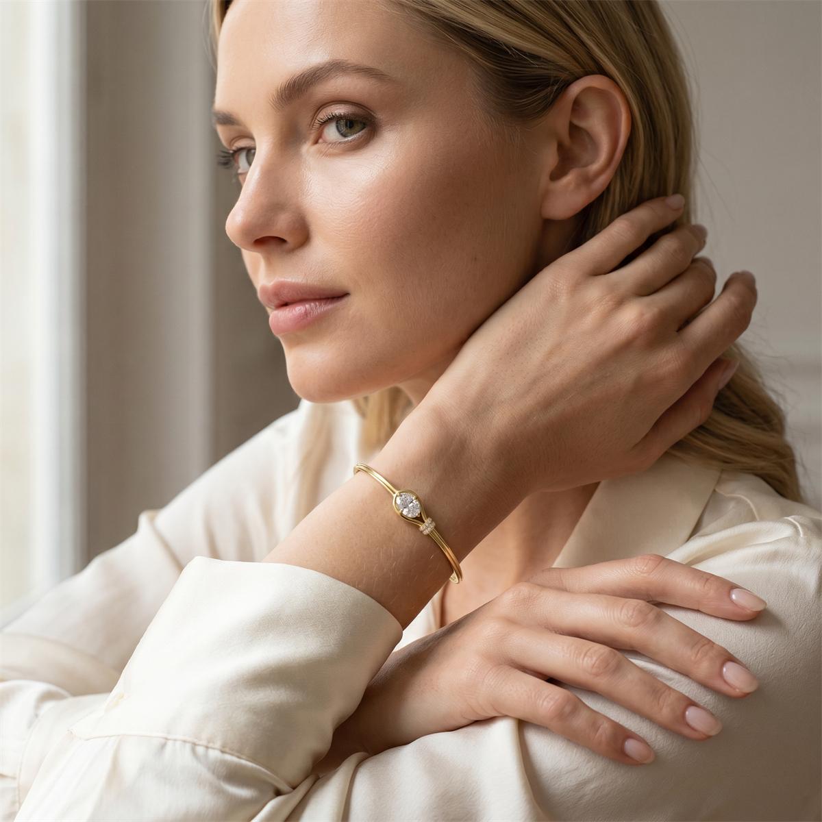Moissanite 2ct Dreamscape Aesthetic Minimalist Bangle