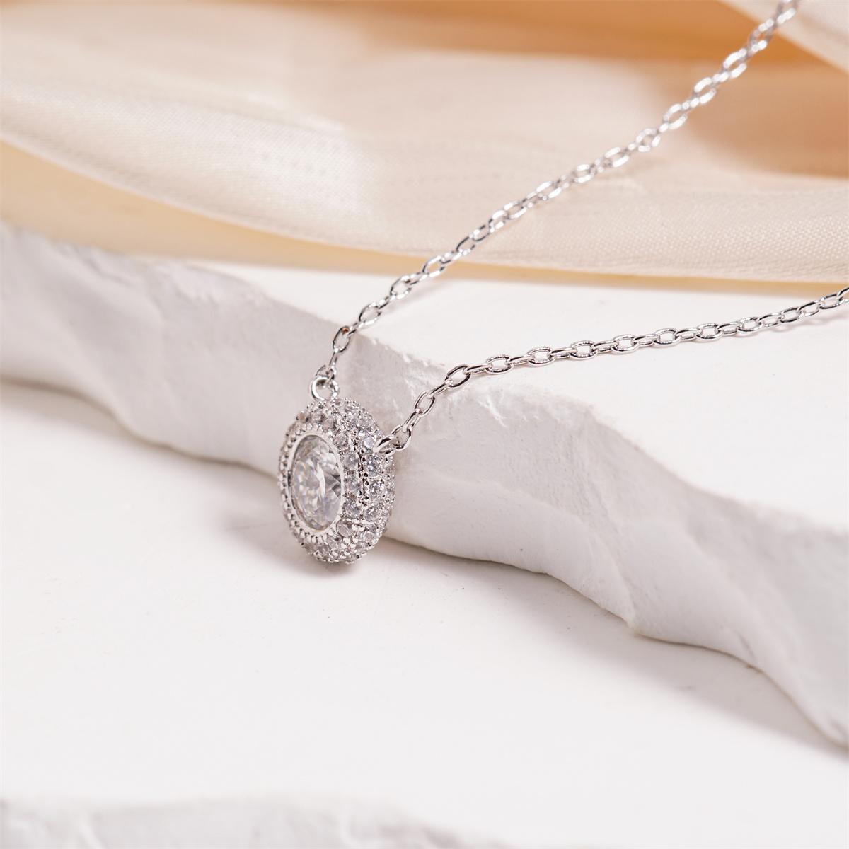 Moissanite 0.8ct Luminous Halo Solitaire Pendant Necklace