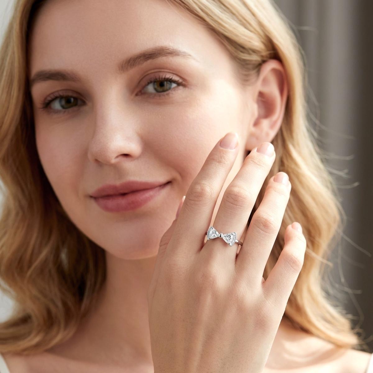 Moissanite 1ct Sweet Bow Ring