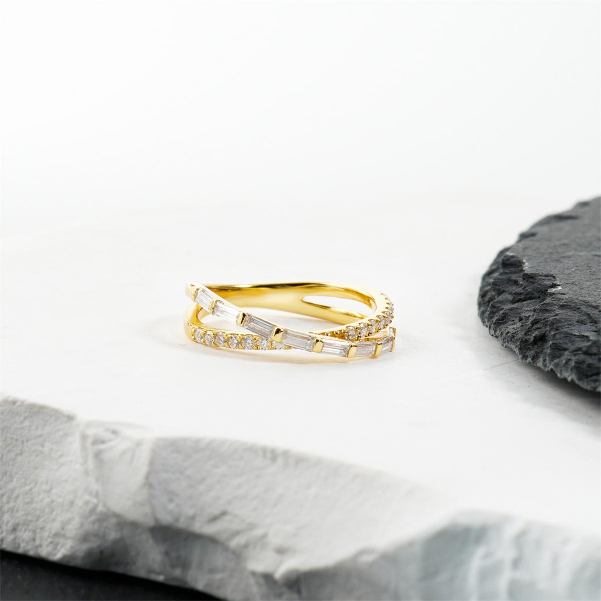 Moissanite Starlight Ribbon Crossover Ring