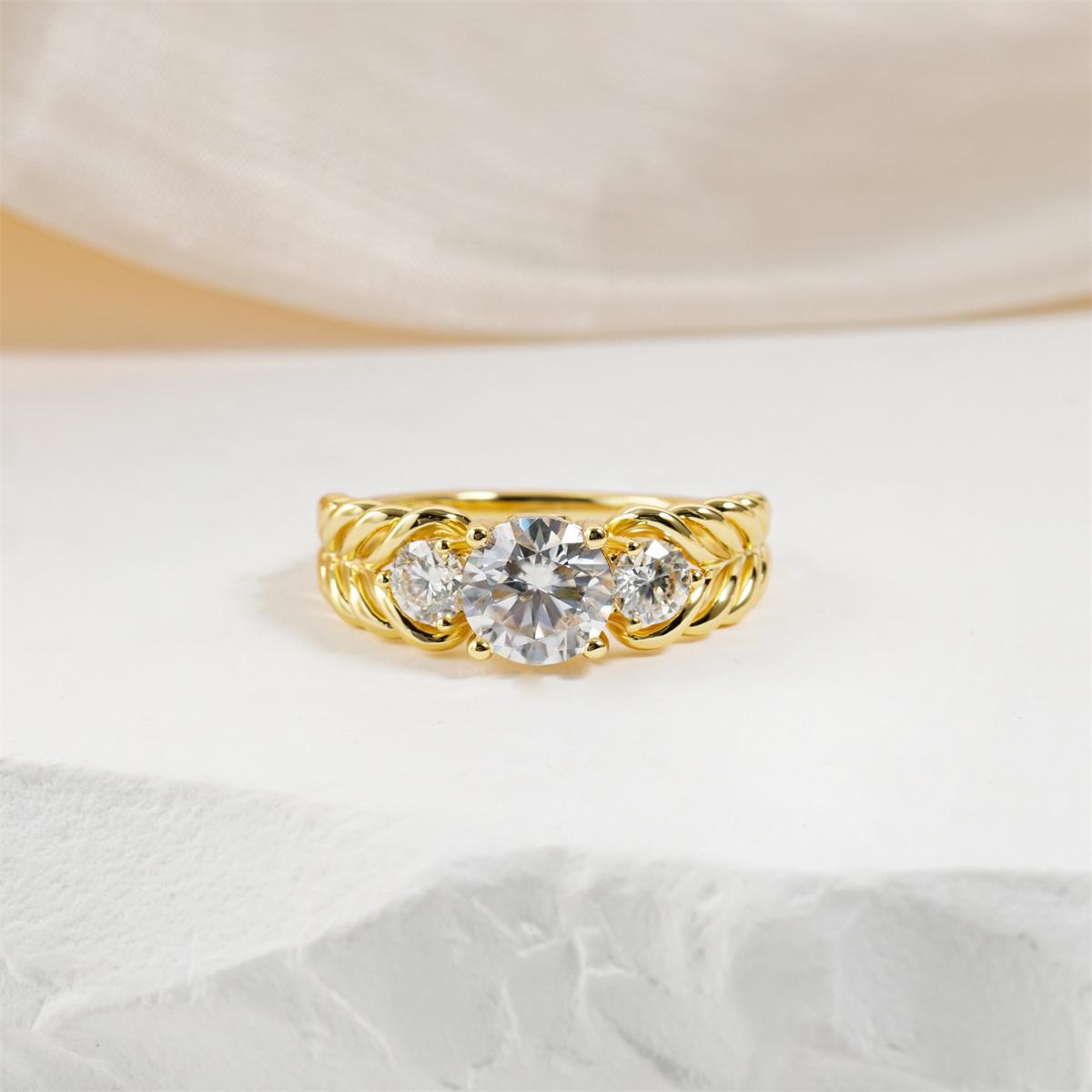 Moissanite 1.8ct Laurel Braided Vine Ring