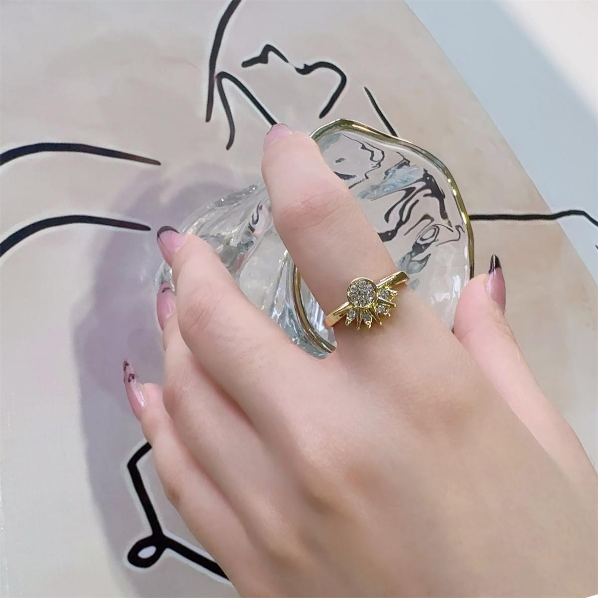 Romantic Sun & Moon Ring