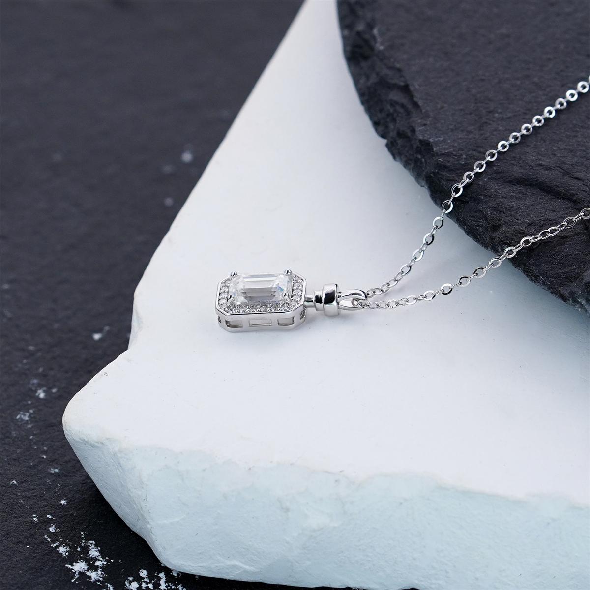 Moissanite 1ct Vintage Perfume Bottle Pendant Necklace
