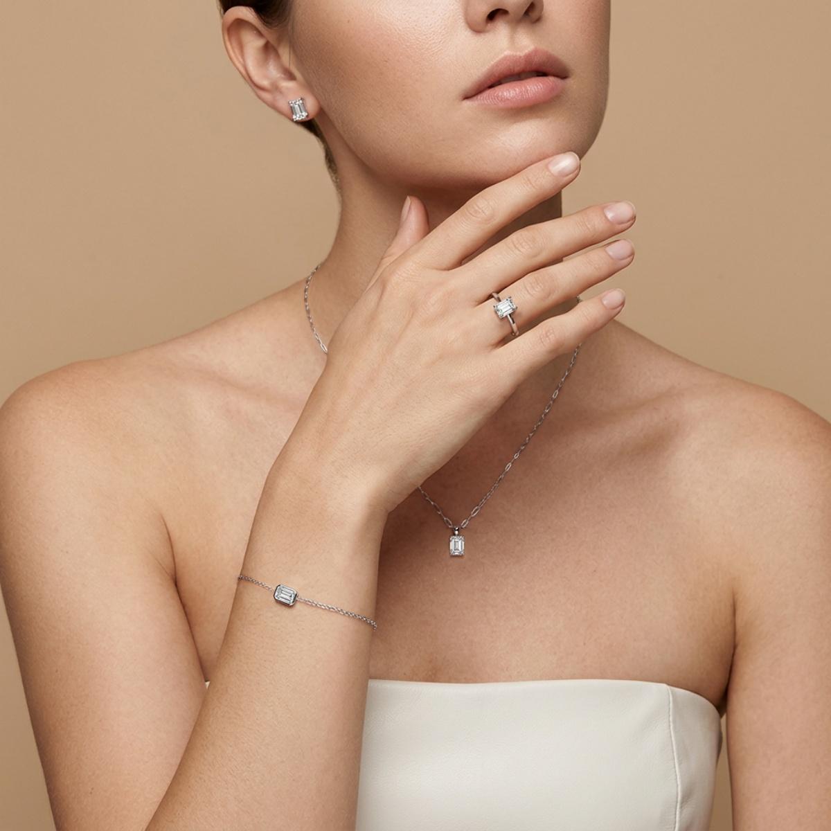 Moissanite 1ct Solitaire Step Cut Jewelry Set Earrings Ring Necklace Bracelet Set