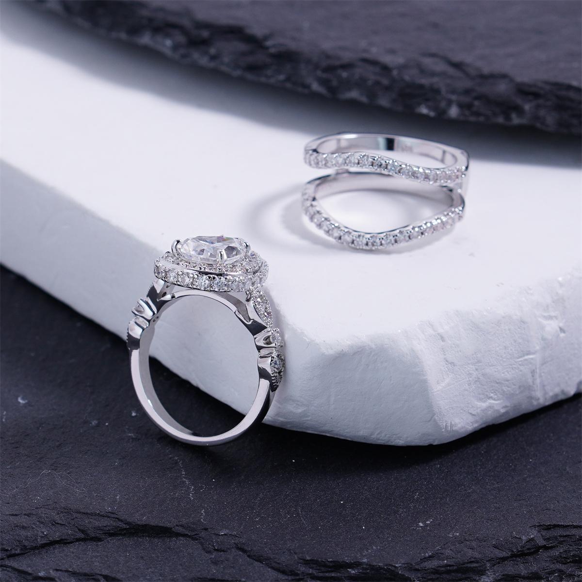 Moissanite 1.8ct-3.6ct Complete Love Pear Crown Bridal Ring Detachable Ring Set