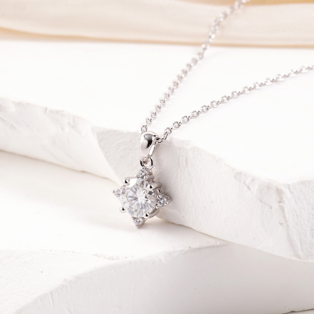 Moissanite 1ct Starburst Halo Pendant Necklace