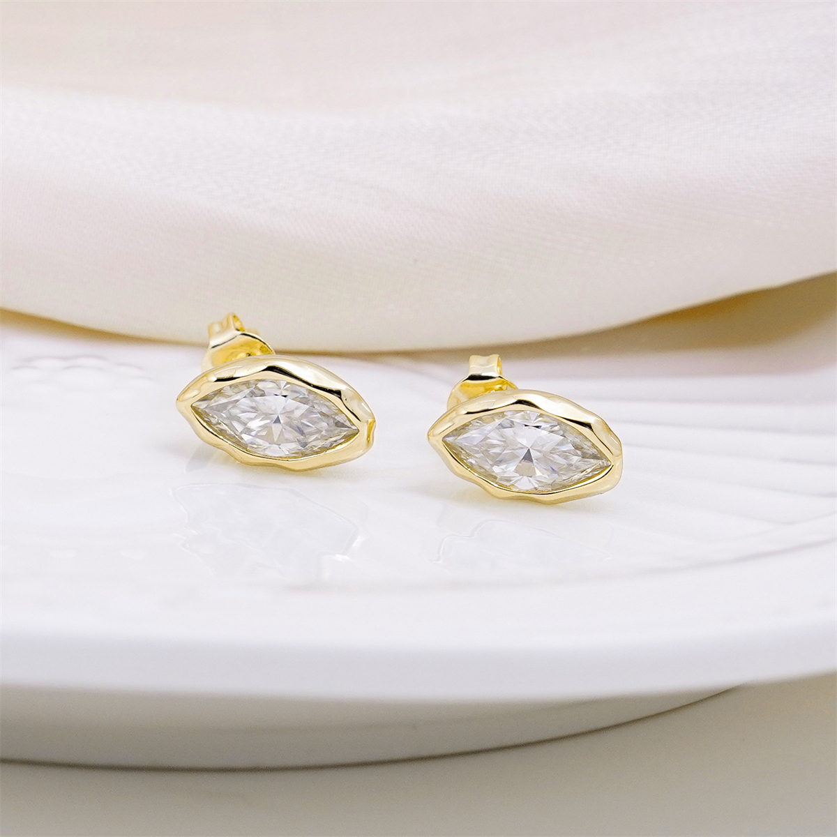 Moissanite 2ct Dream Boat Marquise Cut Stud Earrings