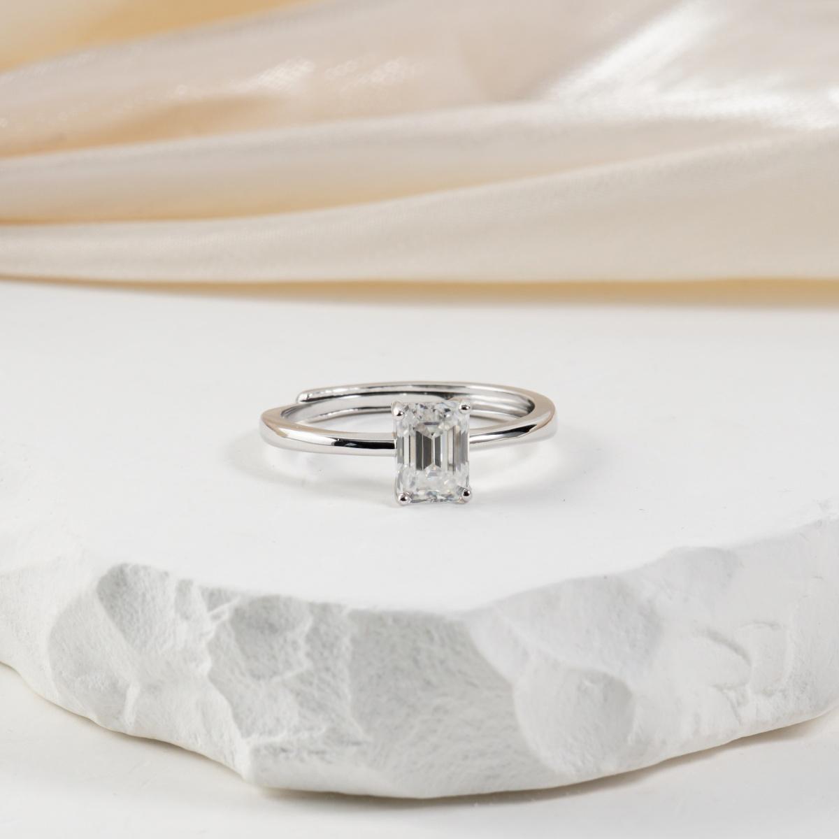 Moissanite 1ct Solitaire Step Cut Jewelry Set Earrings Ring Necklace Bracelet Set