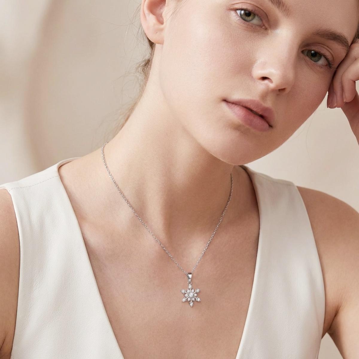 Moissanite Icy Bloom Snowflake Pendant Necklace