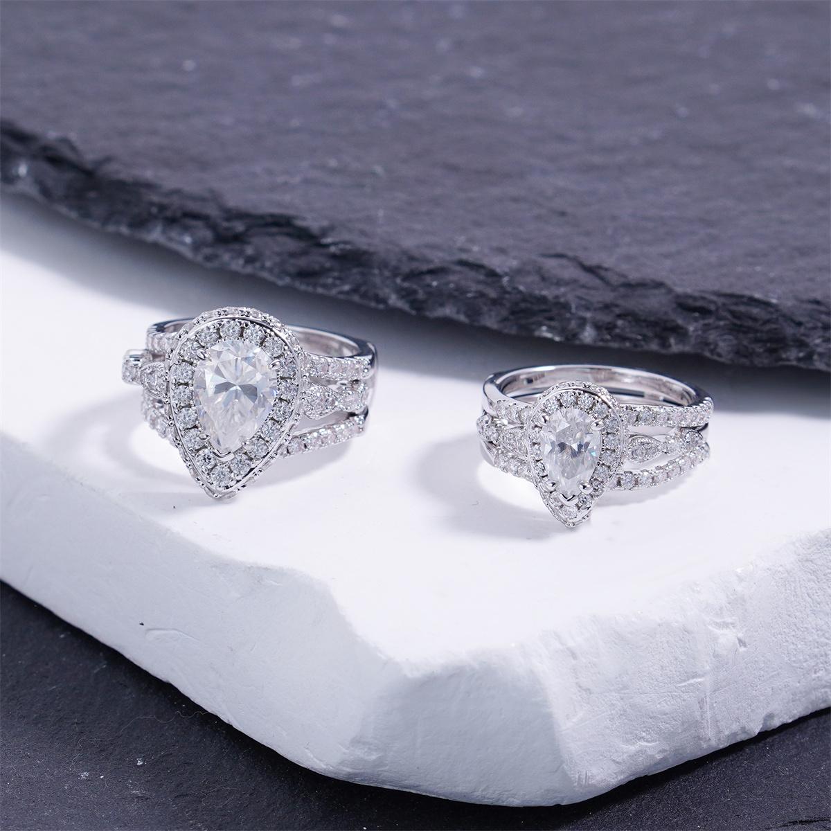 Moissanite 1.8ct-3.6ct Complete Love Pear Crown Bridal Ring Detachable Ring Set