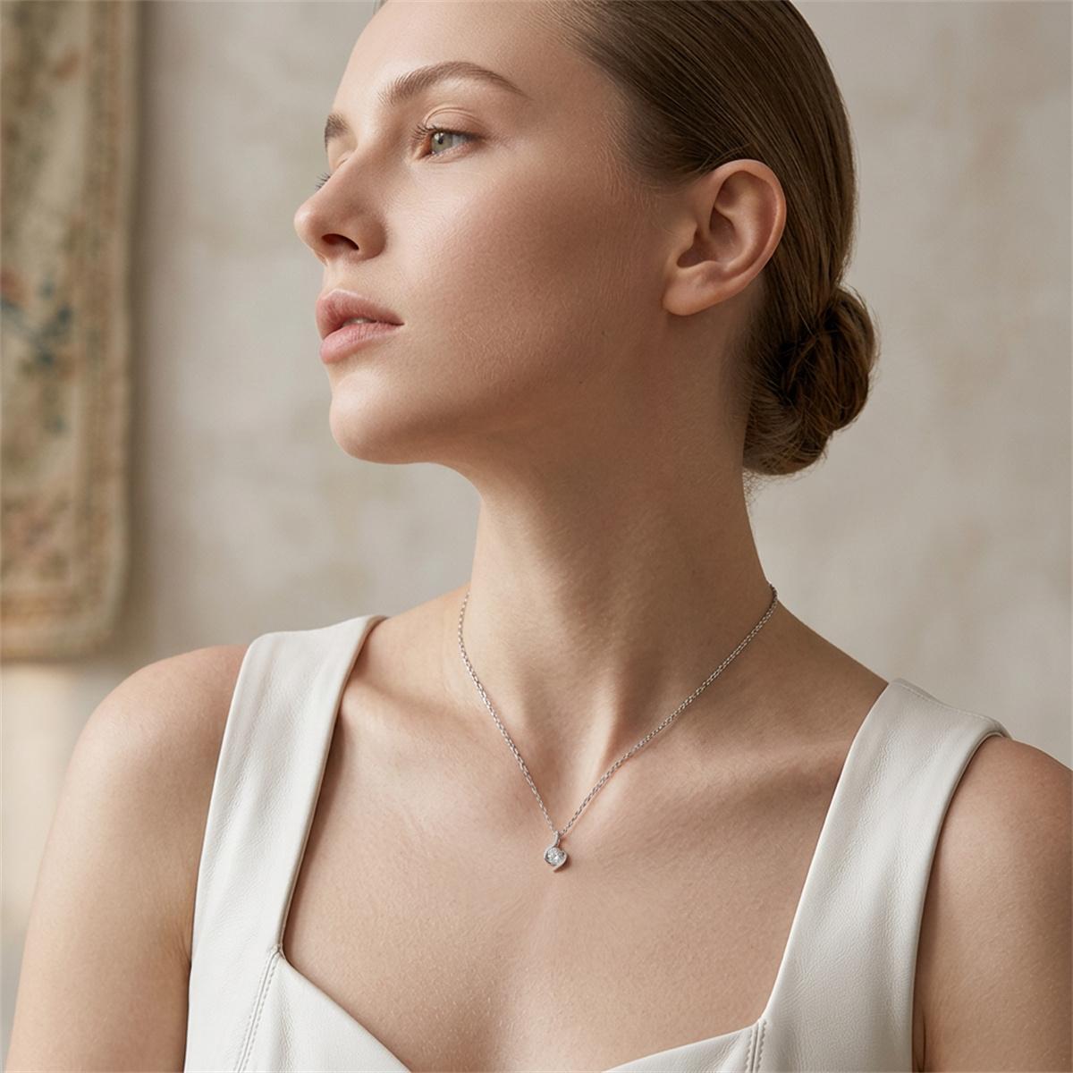 Moissanite 1ct Exclusive Memory Twist Radiance Pendant Necklace