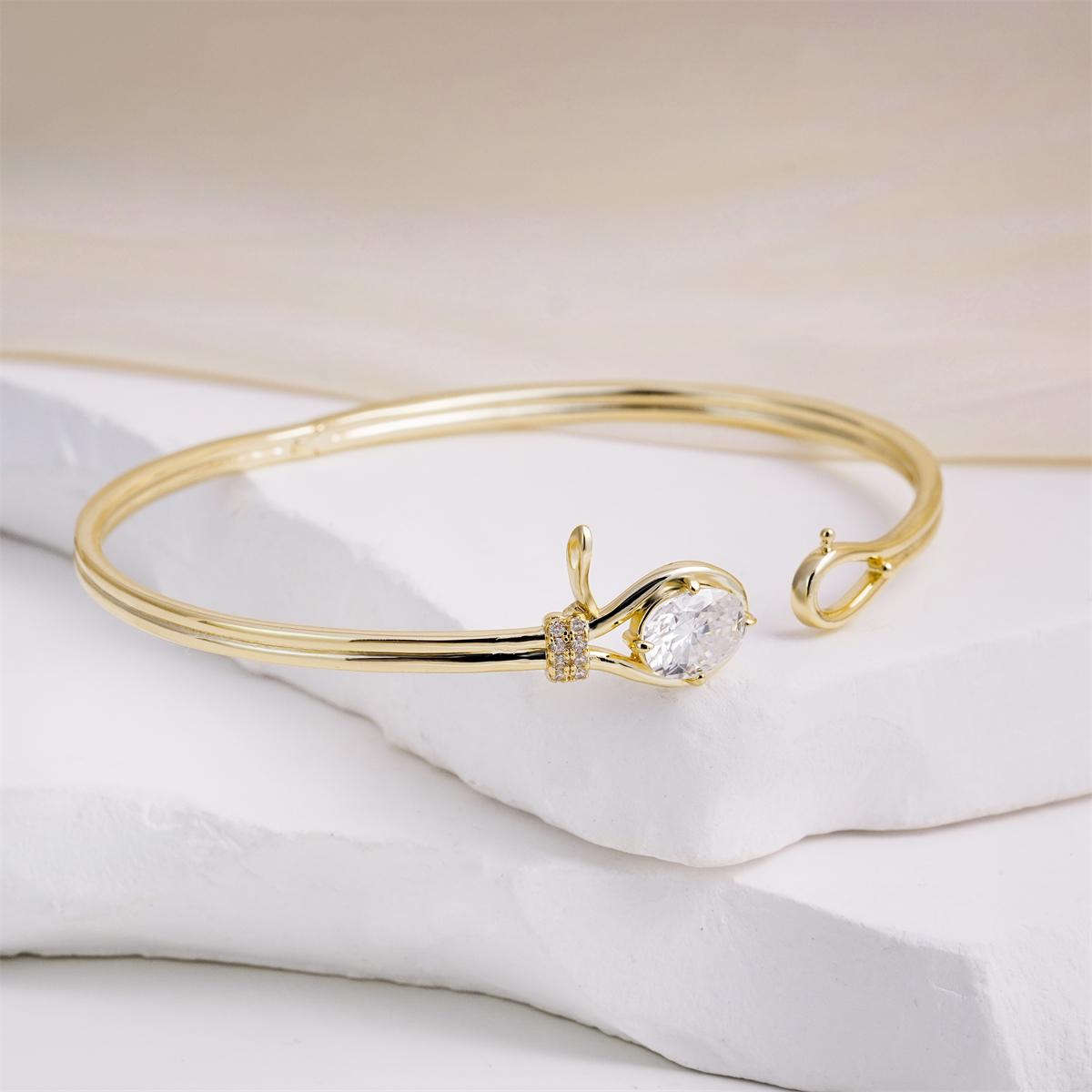 Moissanite 2ct Dreamscape Aesthetic Minimalist Bangle