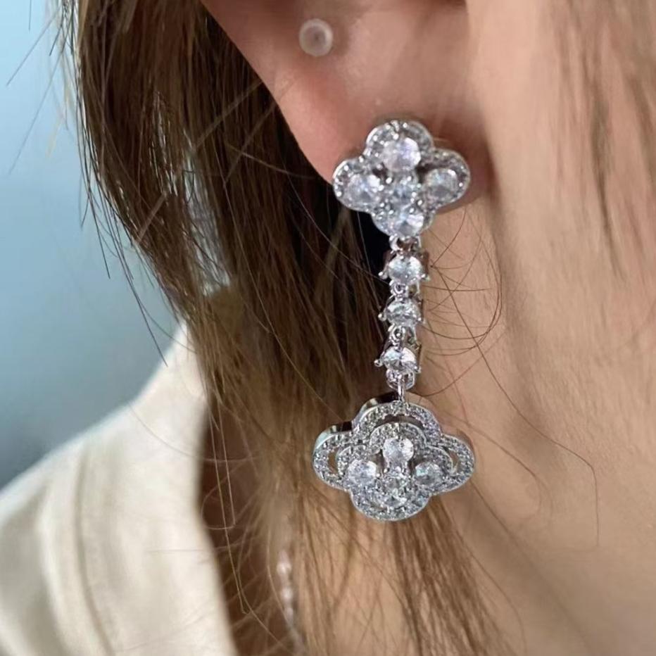 Double Four-leaf Clover Flower Tassel Earrings