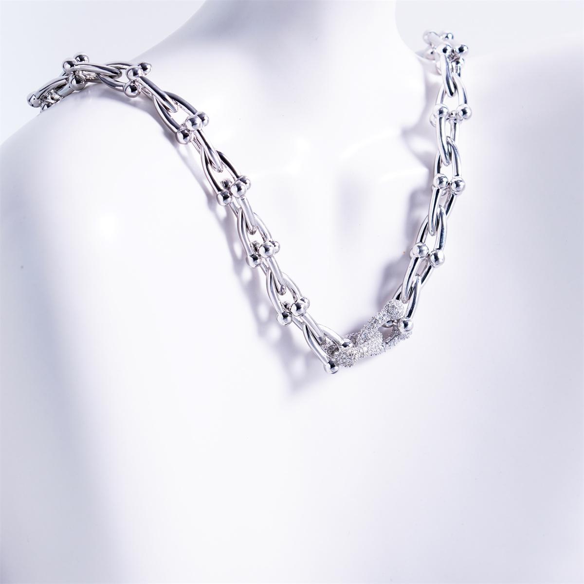 Interlocking Heart U-Link Chain Necklace