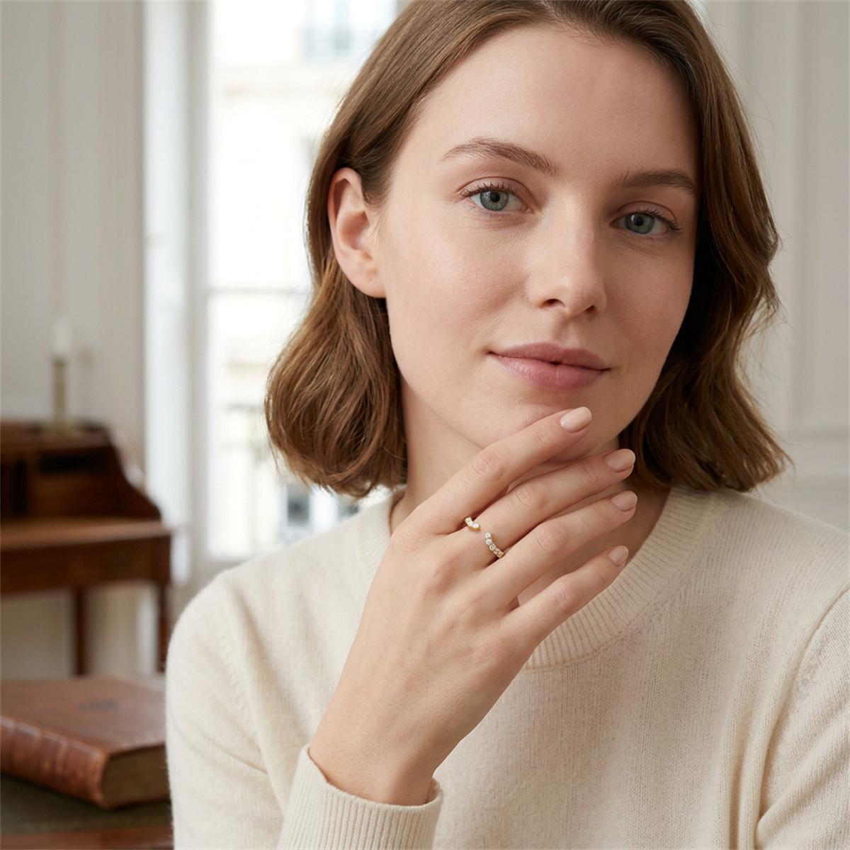 Moissanite Flowing Light Open Band Ring