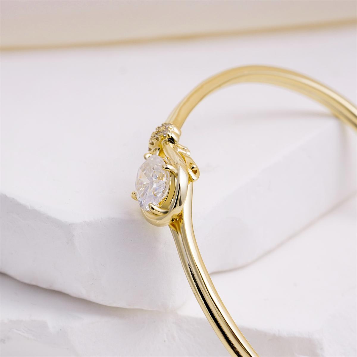 Moissanite 2ct Dreamscape Aesthetic Minimalist Bangle