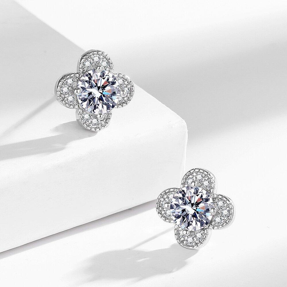 Sparkling Four-Leaf Clover Stud Earrings