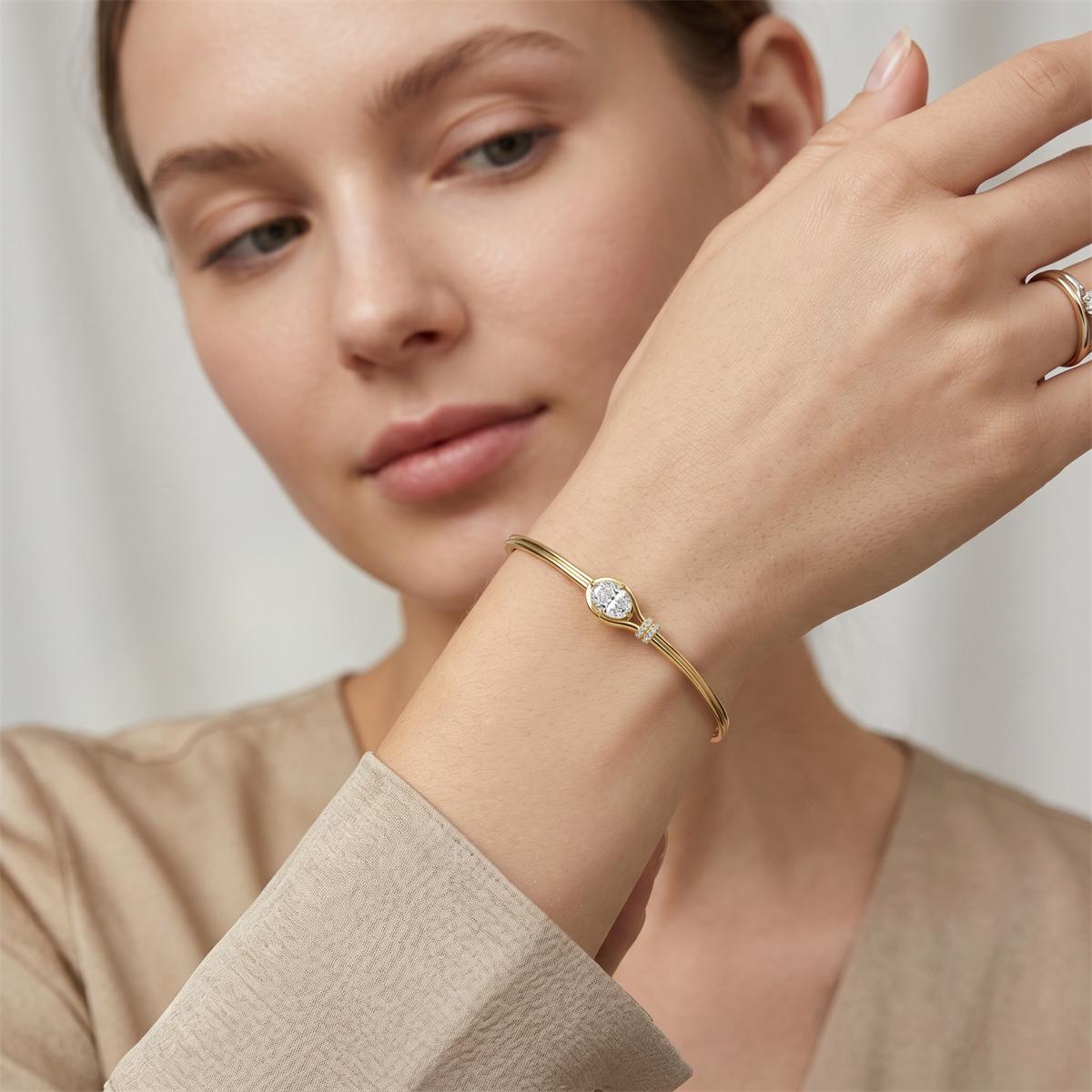 Moissanite 2ct Dreamscape Aesthetic Minimalist Bangle