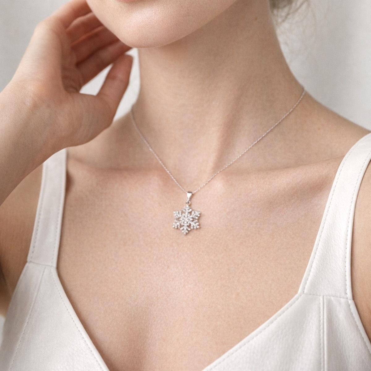 Moissanite Starlight Snowflake Pendant Necklace