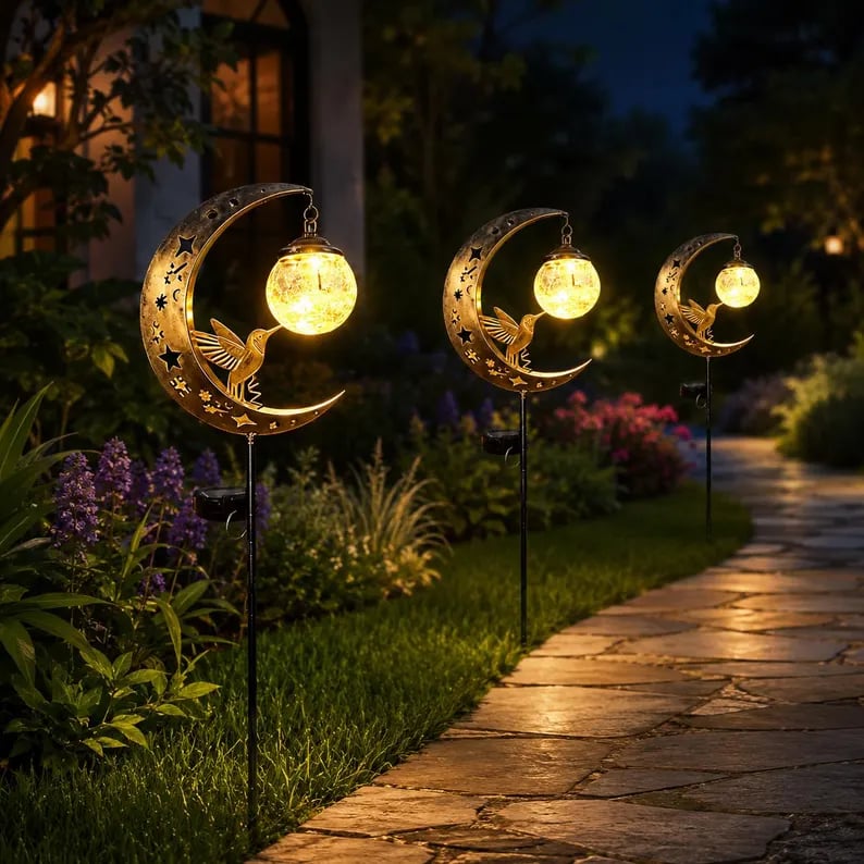 🌙✨Hummingbird Moon Solar Garden Stake Light💋