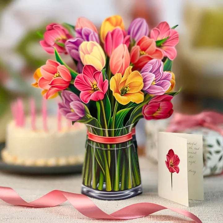 Eco-friendly pop-up flower bouquet greeting card