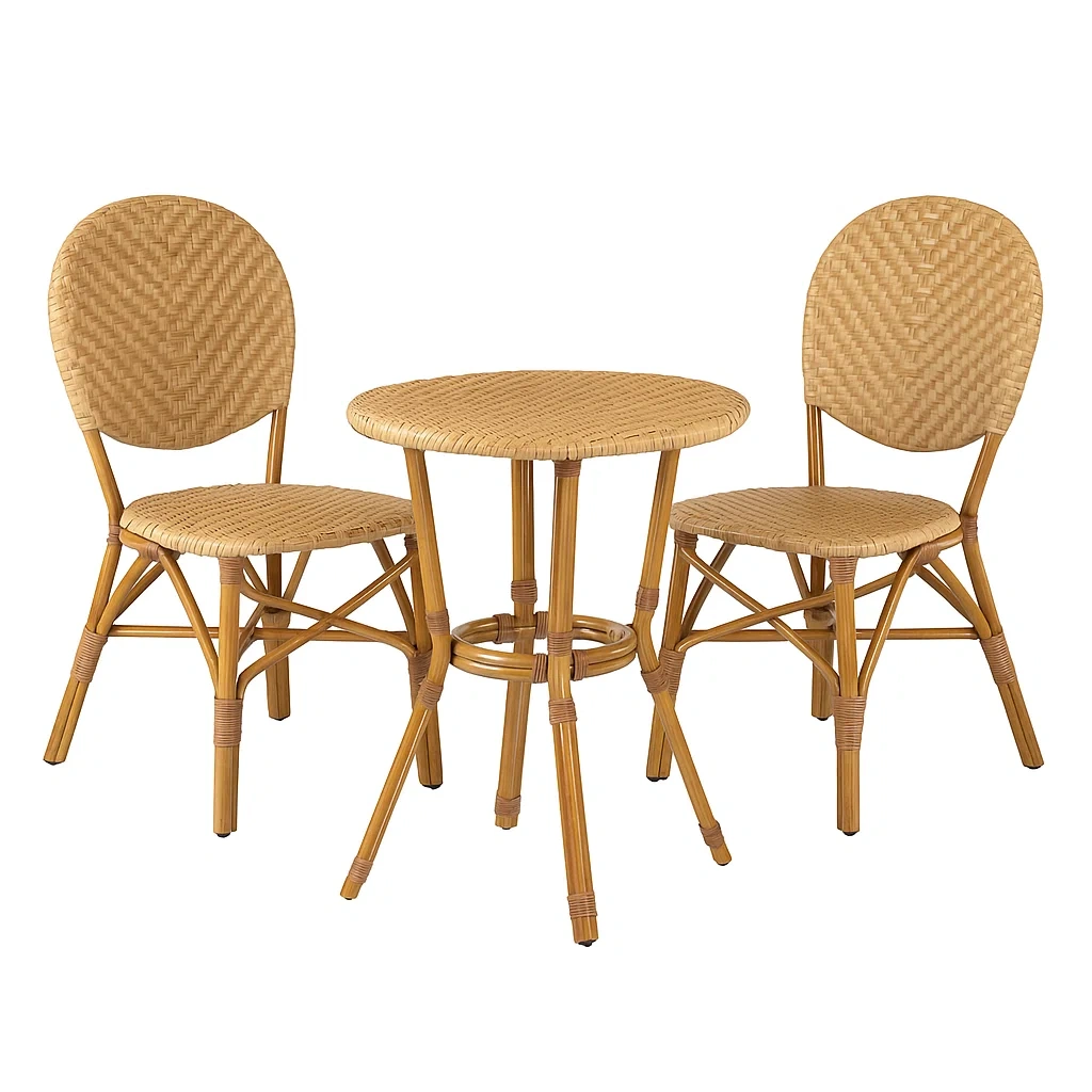 Set da tempo libero piccolo con tavolo e sedie in rattan sintetico per esterni