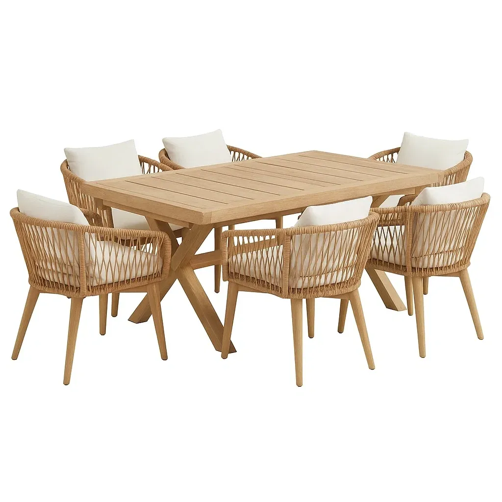 Set tavolo da pranzo con sedie in legno chiaro e rattan con cuscini bianchi