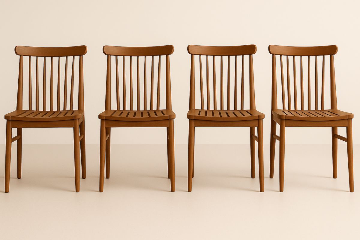 Set di 4 Sedie in Legno di Faggio Marrone con Schienale a Stecche