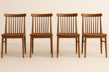 Set di 4 Sedie in Legno di Faggio Marrone con Schienale a Stecche