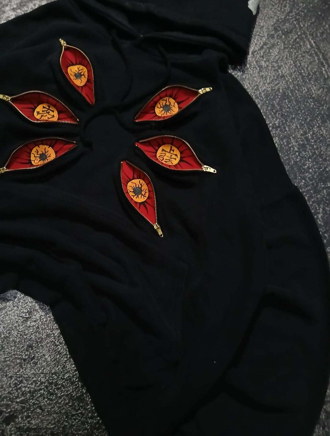 SIX EYES "KOKUSHIBO" HOODIE