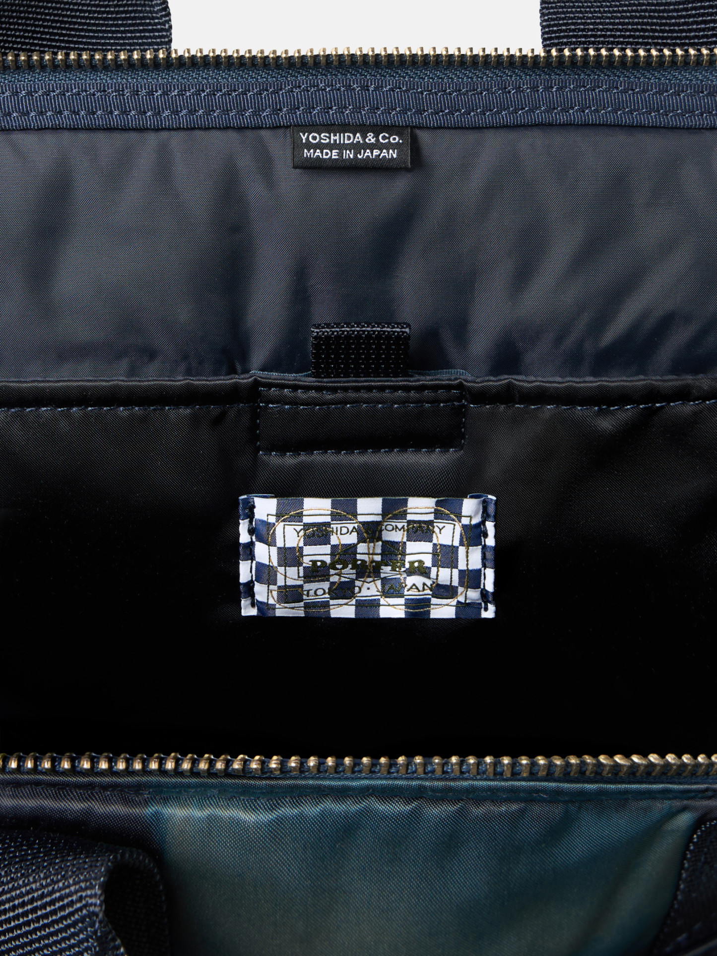 9200003 HAND CORROSION ON NYLON TWILL