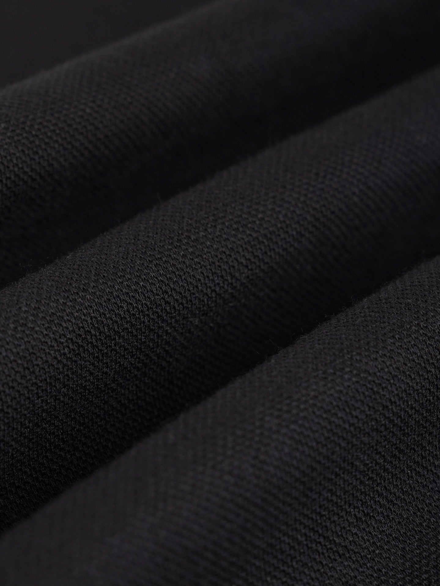 Loose, casual long-sleeved T-shirt/polo shirt