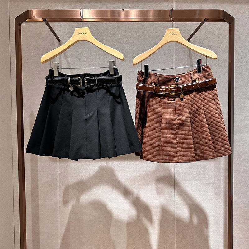 College-style A-line pleated short skirt
