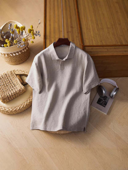 Loose and casual collared polo shirt