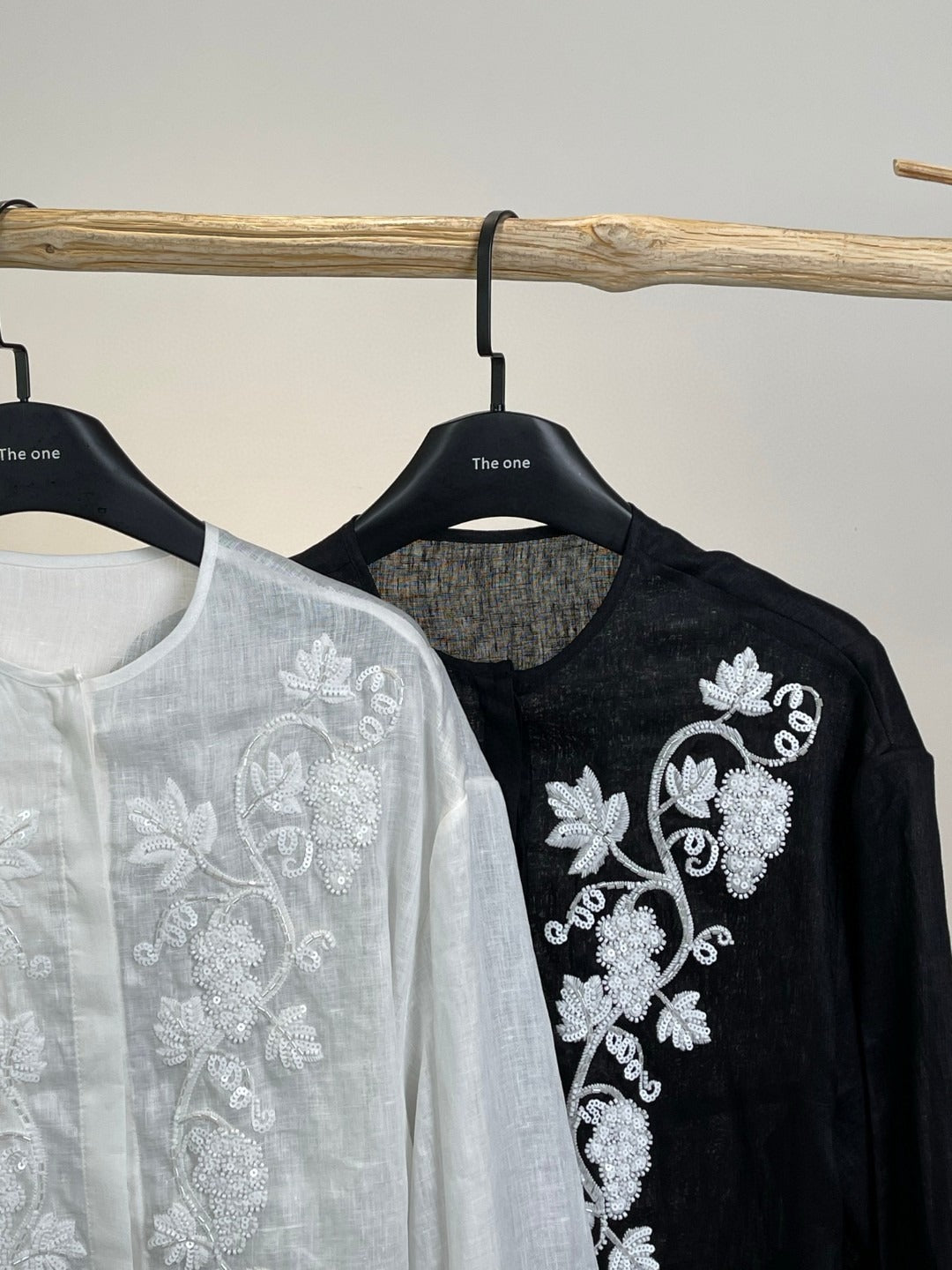 Versatile round-neck shirt