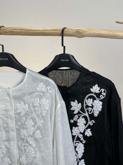 Versatile round-neck shirt