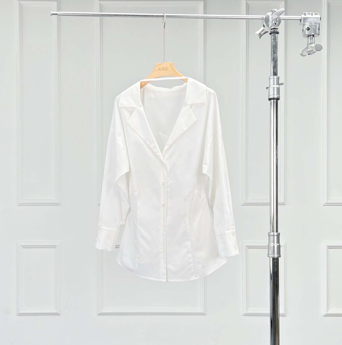 Women's Oversized-Fit Cotton Stretch Poplin Button-Down Dress Shirt