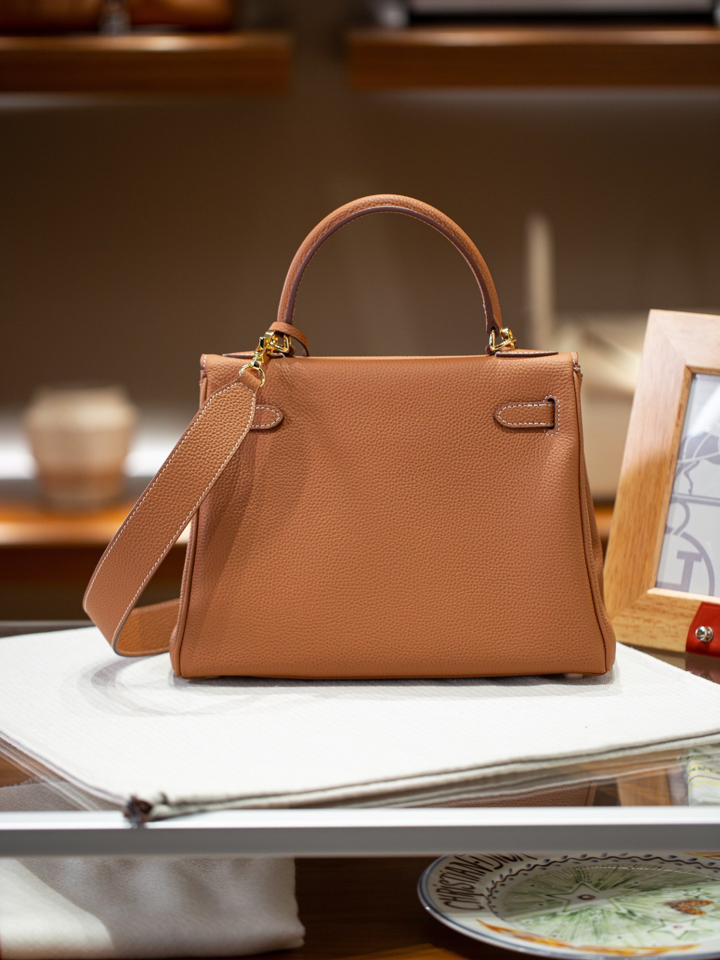 KELLY 28 FIRST LAYER TOGO COWHIDE WHITE