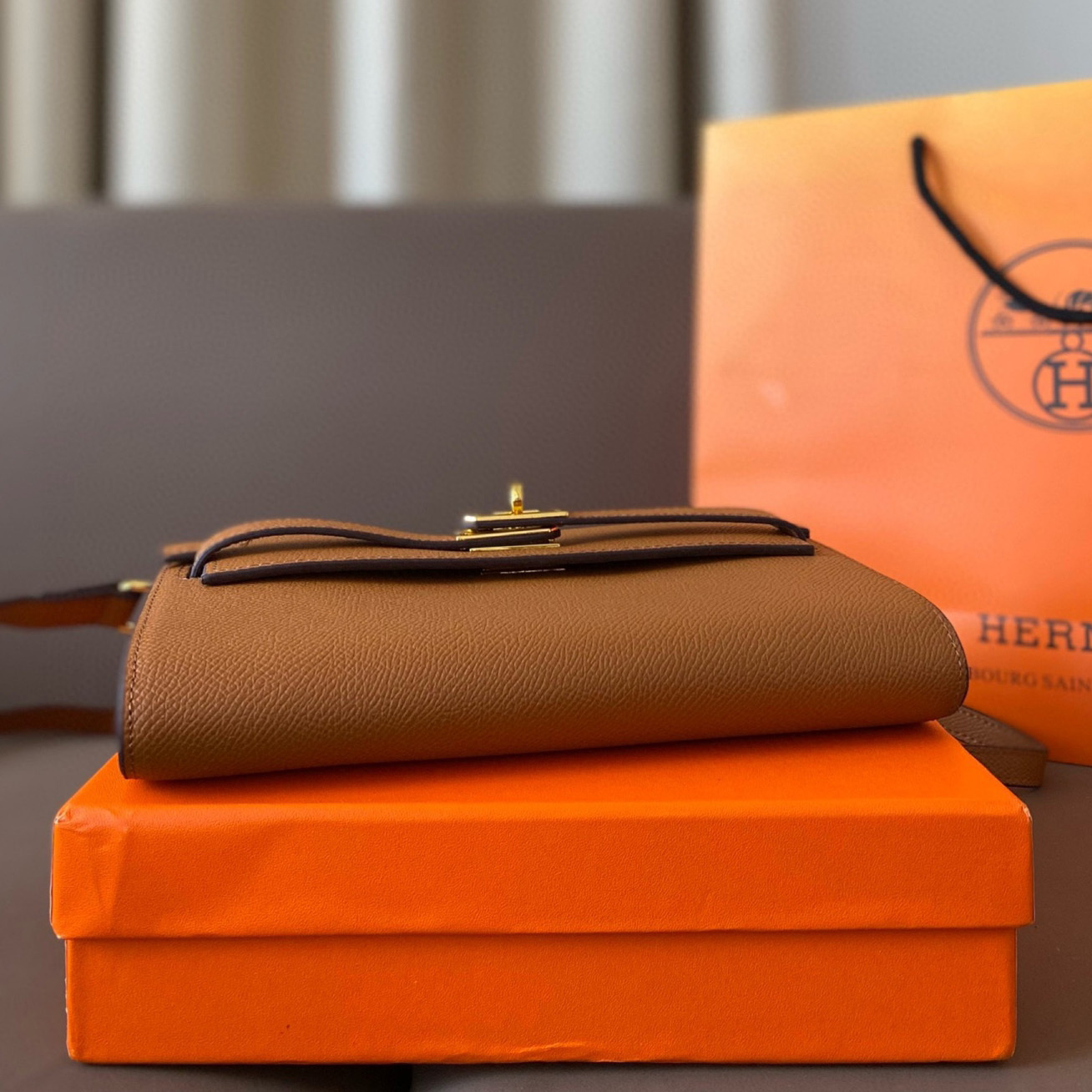 Epsom Kelly Wallet