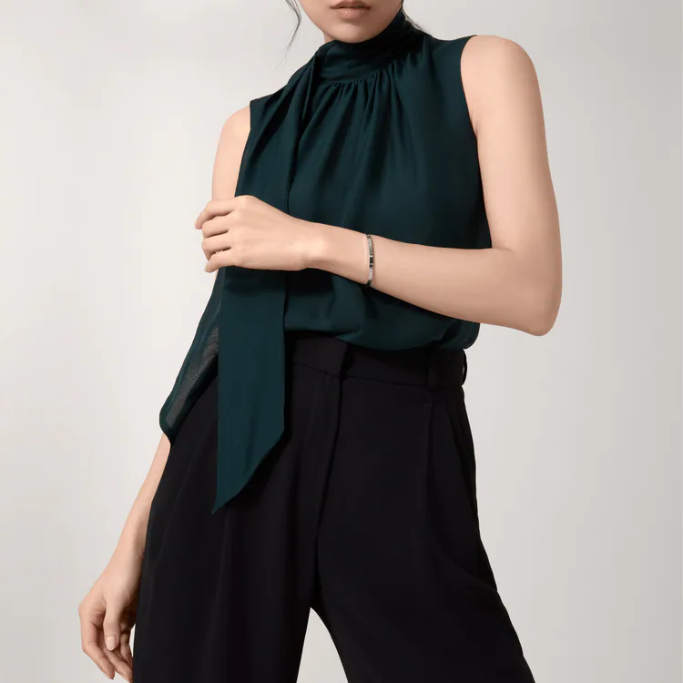 LOVE BRACELET, SMALL MODEL, 10 DIAMONDS