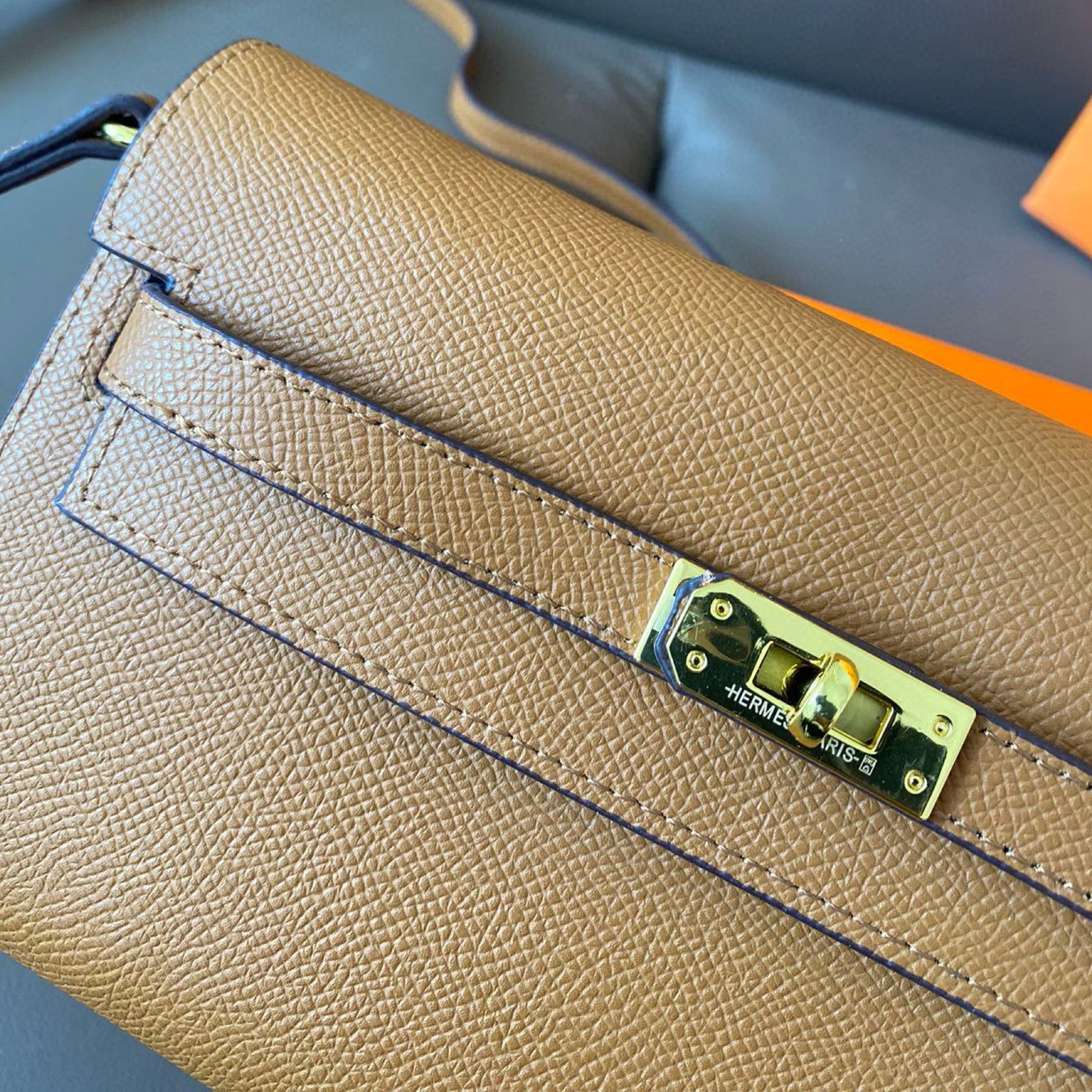Epsom Kelly Wallet
