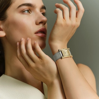 Herthtmes Heure H Watch Small Model 25 MM Diamonds and Rose Gold