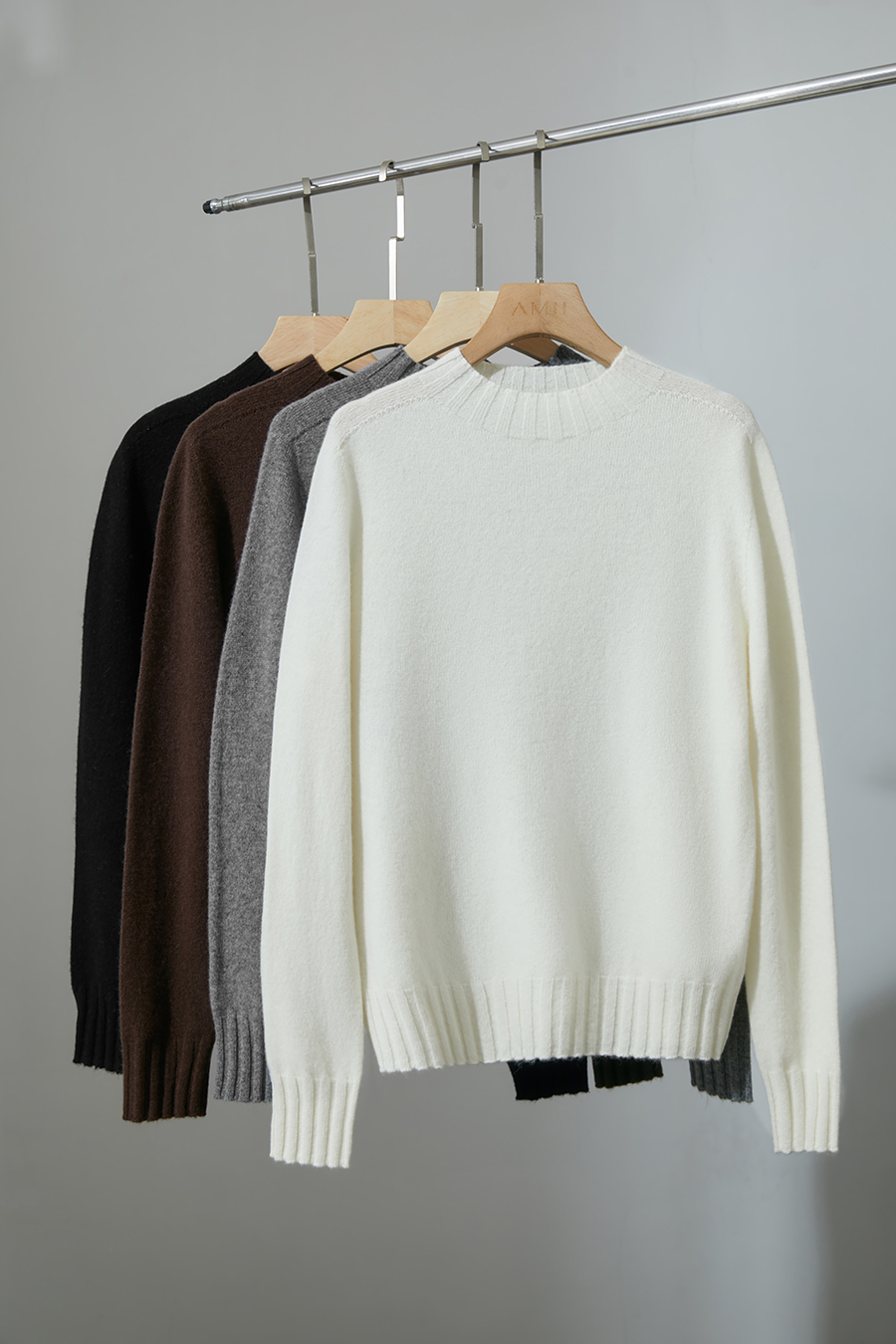 All - Wool Mock Neck Sweater|AMII-AMII.com