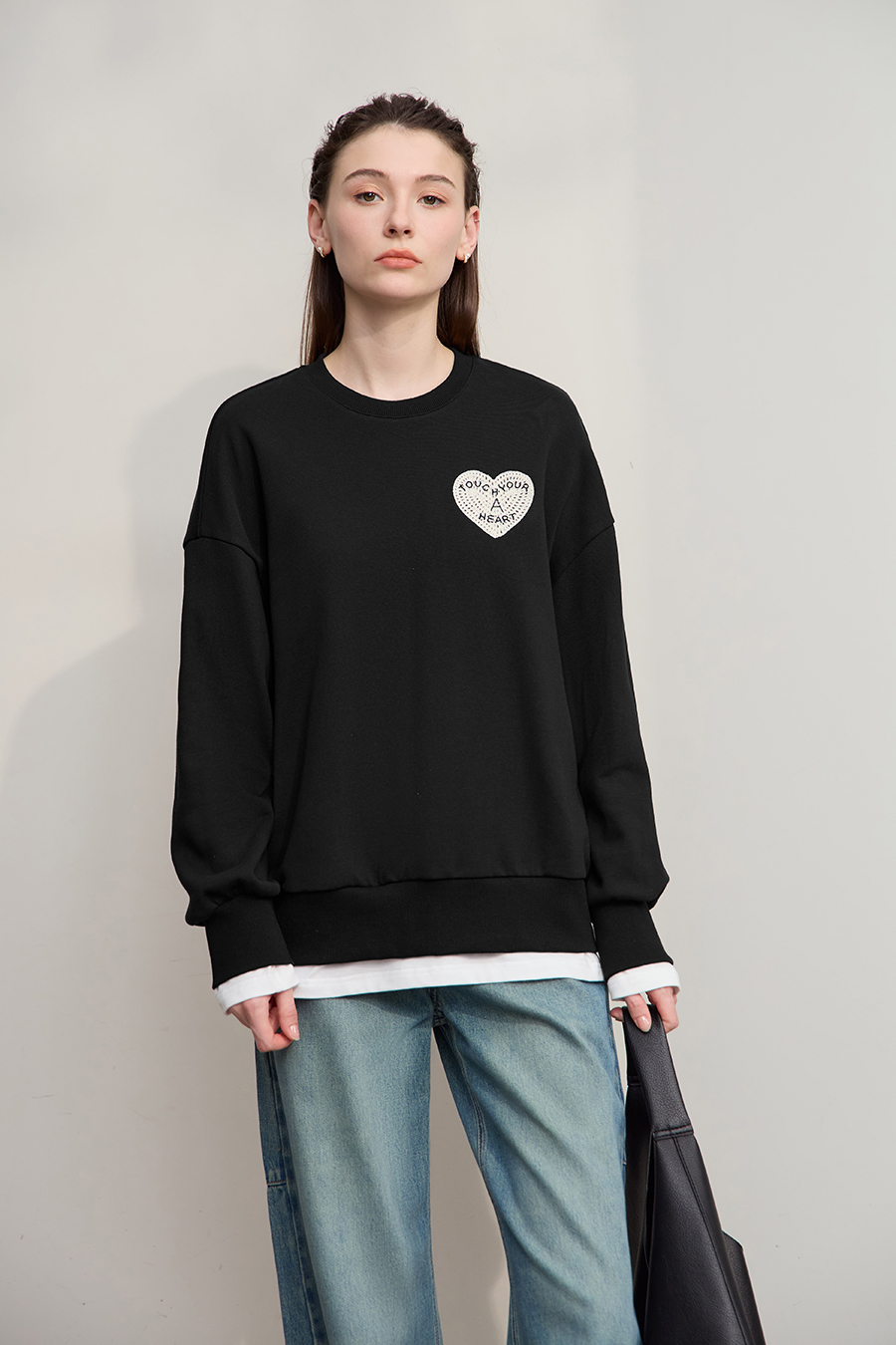 Letter & Heart Embroidered Sweatshirt