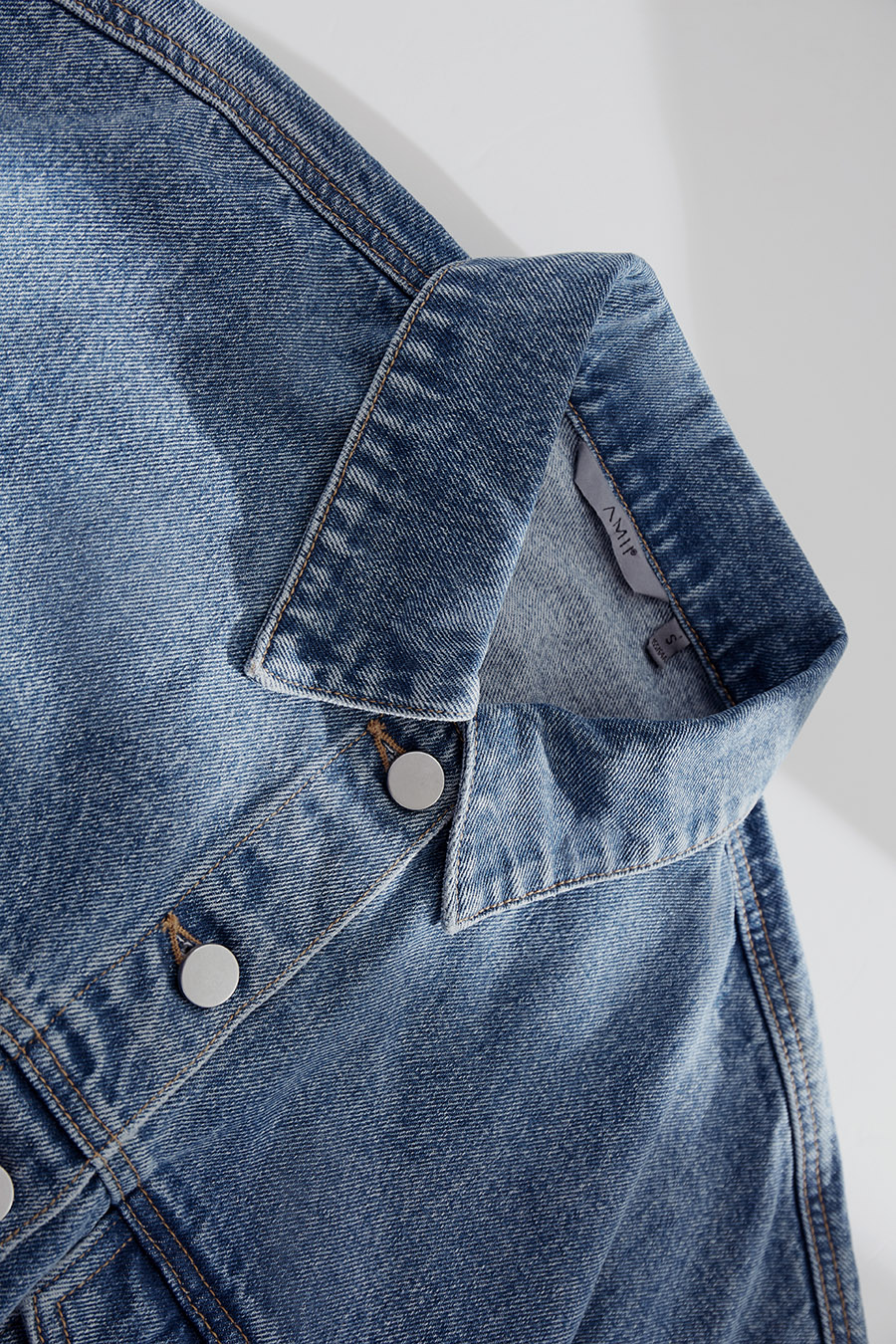 Frayed Cropped Denim Jacket